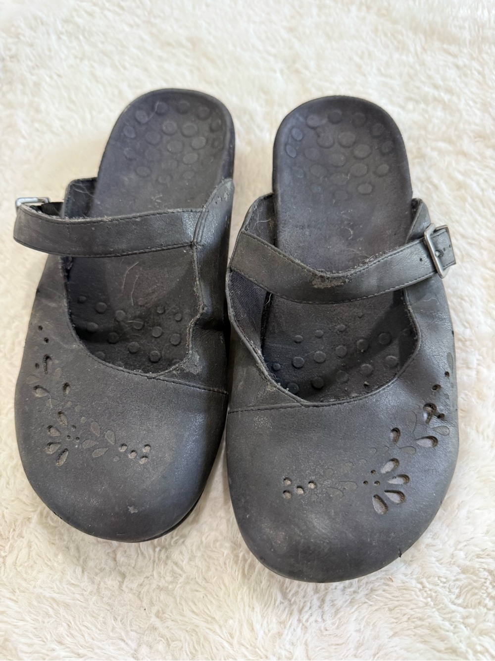 Vionic Kids Black Mary Jane Clog with Buckle Strap